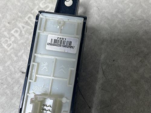 Switch PEUGEOT 208 I (CA_, CC_) 1.4 HDi | BP32211610I30