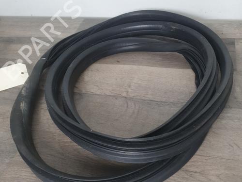 Rubber door seal RENAULT CLIO IV (BH_) 1.5 dCi 75 | BP30808014C142