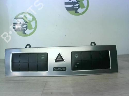 Switch MERCEDES-BENZ C-CLASS T-Model (S203) C 220 CDI (203.208) | BP21182213I30 