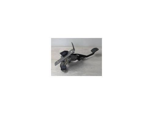 Used Clutch pedal RENAULT CLIO IV (BH_) 1.5 dCi 75 (75 hp) 28216137