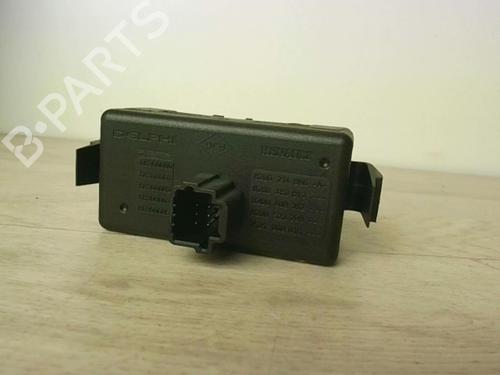 Used Warning switch RENAULT CLIO III (BR0/1, CR0/1) 1.5 dCi (C/BR0G, C/BR1G) (68 hp) 30705523