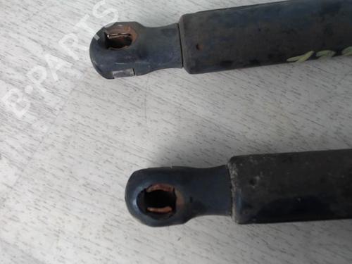 Tailgate lift support VW GOLF V (1K1) 1.9 TDI | BP21183207C138