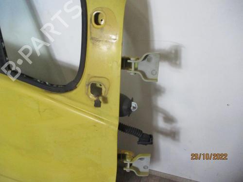 Right front door RENAULT TRAFIC II Bus (JL) 1.9 dCI 80 (JL0B) | BP31087395C3 