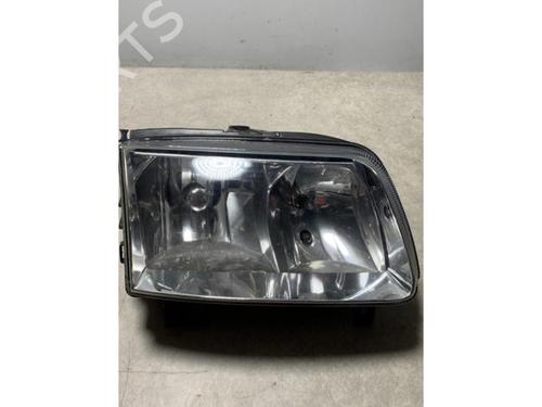 Right headlight VW POLO (6N2) 1.4 | BP25619576C29 