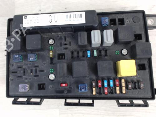Fuse box OPEL ASTRA H GTC (A04) 1.3 CDTI (L08) | BP23435561E1