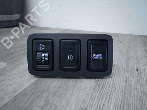 switch-suzuki-swift-iii-mz-ez-13-rs413-zc11s-3518051k00-2005-21182767 main image