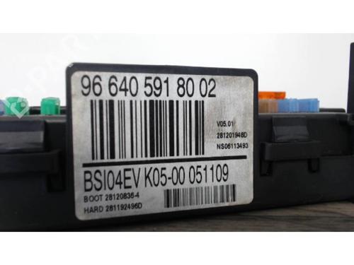 Fuse box PEUGEOT 308 I (4A_, 4C_) 1.6 HDi | BP27361777E1 