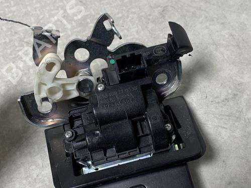 tailgate-lock-audi-a3-sportback-8va-8vf-2012-2013-2014-2015-2016-2017-2018-2019-2020-2021-30808068 main image