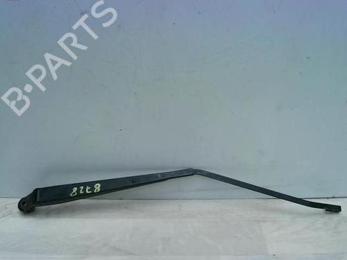 Used Front windshield wiper arm SUZUKI SWIFT III (MZ, EZ) 1.3 DDiS (RS413D) (69 hp) 31638170