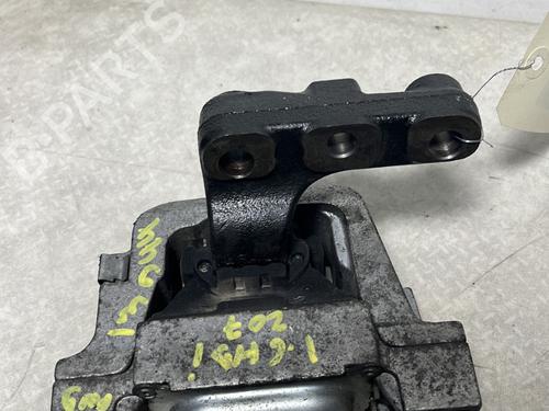 Used Engine mount Engine mount PEUGEOT 207 (WA_, WC_) 1.4 HDi (68 hp) 31851778 31851778