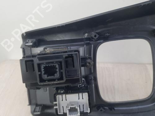 Middle console RENAULT LAGUNA III (BT0/1) 2.0 dCi (BT07, BT0J, BT14, BT1A, BT1S) | BP31252182I22 