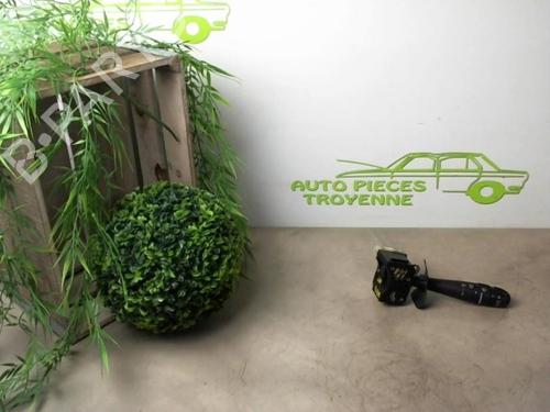 Used Switch RENAULT SCÉNIC I MPV (JA0/1_, FA0_) 1.9 dCi (JA05, JA1F) (102 hp) 24027520