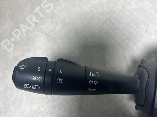 Używane Przełącznik zespolony kolumny kierowniczej Przełącznik zespolony kolumny kierowniczej DACIA SANDERO II 1.2 (75 hp) 34474517 34474517