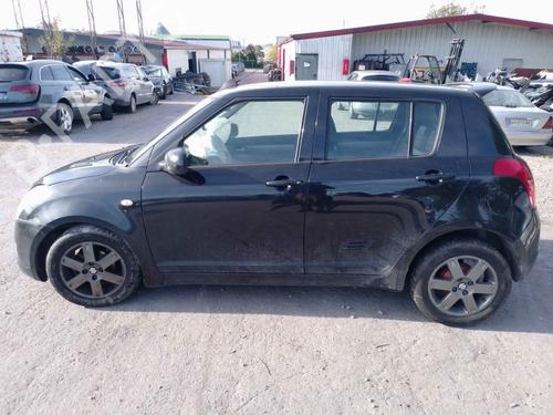 Dør højre fortil SUZUKI SWIFT III (MZ, EZ) 1.3 DDiS (RS413D) (75 hp) 30807874