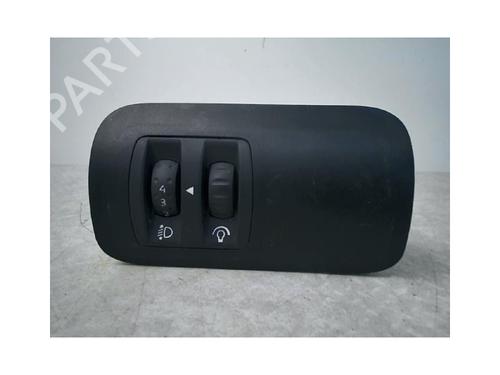 Used Switch RENAULT MEGANE II (BM0/1_, CM0/1_) 1.5 dCi (BM0F, BM0T, BM2B, CM0F, CM0T) (82 hp) 21182479