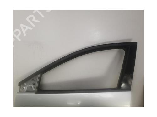 Left front door RENAULT MEGANE III Hatchback (BZ0/1_, B3_) 1.5 dCi | BP27572415C2 