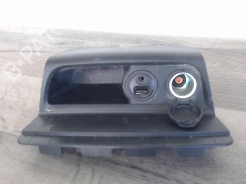 electronic-module-peugeot-208-i-ca_-cc_-2012-2013-2014-2015-2016-2017-2018-2019-2020-2021-26687065 main image