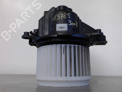 Used Air vent PEUGEOT 3008 II SUV (MC_, MR_, MJ_, M4_) 1.2 THP/ PureTech 130 (MRHNSM, MRHNSU, MRHNSJ, MRHNYW,... (131 hp) 25619795