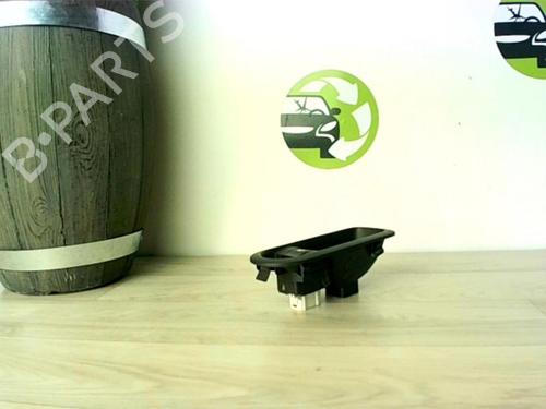Used Switch RENAULT MEGANE II (BM0/1_, CM0/1_) 1.5 dCi (BM1E, CM1E) (106 hp) 21181929