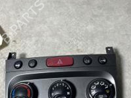 Used Climate control ALFA ROMEO 147 (937_) 1.9 JTDM 16V (937.AXN1B, 937.BXN1B) (150 hp) 30713144