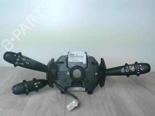Used Steering column stalk ALFA ROMEO 147 (937_) 1.6 16V T.SPARK ECO (937.AXA1A, 937.BXA1A) (105 hp) 31252223
