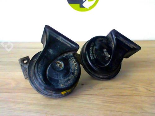 Used Horn SEAT LEON (1M1) 1.9 TDI (110 hp) 25618392