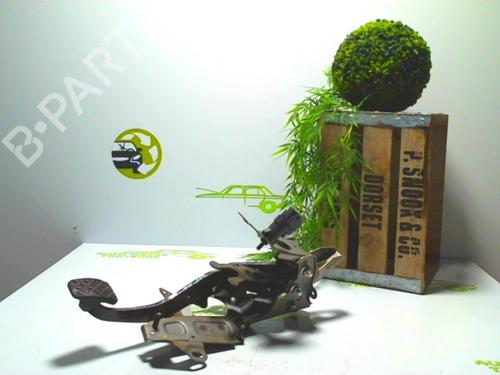 Used Break pedal FORD FIESTA VI (CB1, CCN) 1.6 TDCi (90 hp) 22440623