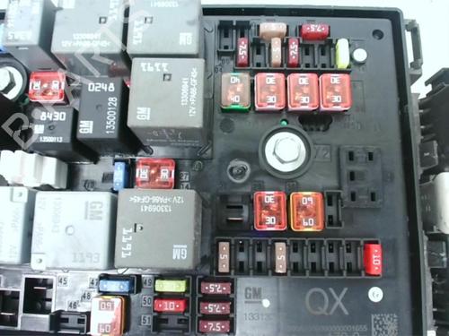 Fuse box OPEL ASTRA J (P10) 2.0 CDTI (68) | BP24027628E1 