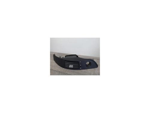 Used Air vent TOYOTA COROLLA Verso (ZER_, ZZE12_, R1_) 2.0 D-4D (CUR10_, CUR10R) (116 hp) 27281926