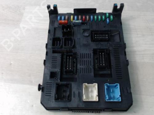 fuse-box-peugeot-307-3ac-2000-2001-2002-2003-2004-2005-2006-2007-2008-2009-2010-2011-2012-30807312 main image