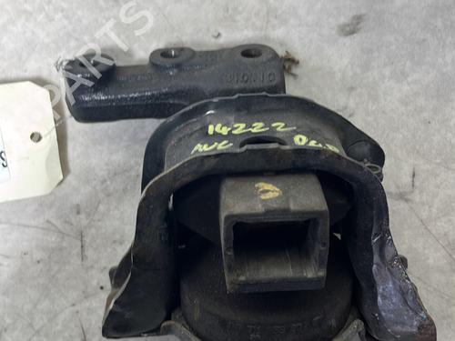 Used Engine mount Engine mount PEUGEOT 208 I (CA_, CC_) 1.4 HDi (68 hp) 32780138 32780138