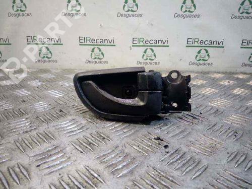 Used Front right interior door handle Front right interior door handle HYUNDAI SANTA FÉ I (SM) 2.7 V6 4x4 (173 hp) 4745149 4745149