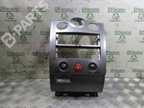 Advarselsbryter RENAULT MEGANE II (BM0/1_, CM0/1_) 1.5 dCi (BM1E, CM1E) (106 hp) 4594236