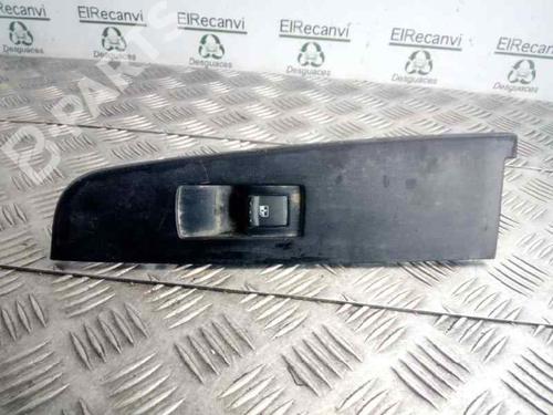 Used Left rear window switch Left rear window switch SSANGYONG KYRON 2.7 Xdi 4x4 (163 hp) 4522360 4522360