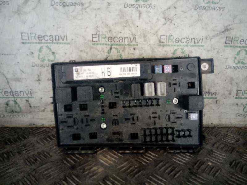 Fuse box OPEL ZAFIRA / ZAFIRA FAMILY B (A05) 1.9 CDTI (M75) 4624689 B