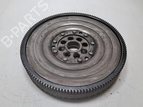 Used Flywheel MERCEDES-BENZ A-CLASS (W177) A 180 d (177.010) (116 hp) 33197935