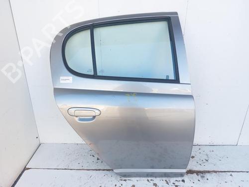 Used Right rear door TOYOTA YARIS (_P1_) 1.3 (SCP12_, SCP13_, SCP12R, SCP13R) (87 hp) 30454383