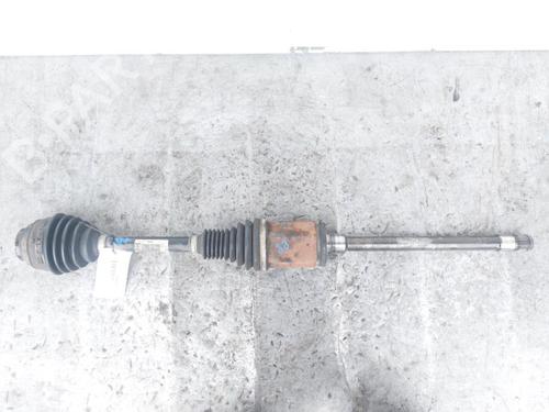 Used Right front driveshaft Right front driveshaft BMW 3 Touring (F31) 320 d xDrive (190 hp) 21677809 21677809