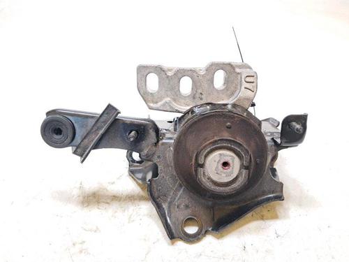 Used Gearbox mount Gearbox mount TOYOTA YARIS (_P21_, _PA1_, _PH1_) 1.5 Hybrid (MXPH10, MXPH11) (116 hp) 34207131 34207131