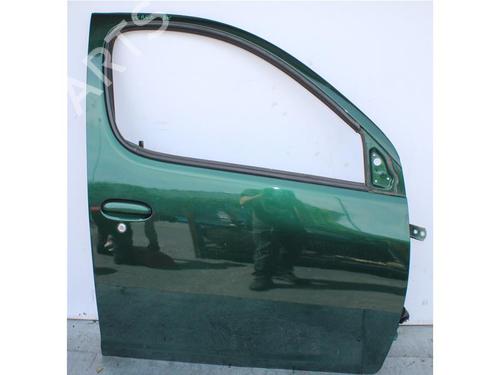 Dør høyre foran TOYOTA YARIS VERSO (_P2_) 1.3 (NCP20_, NCP22_, NCP20R, NCP22R) (86 hp) 15144506