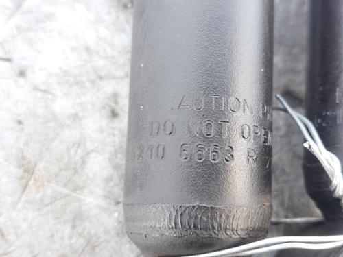 Right rear shock absorber RENAULT CAPTUR II (HF_) TCe 130 (HFMF) | BP30453579M19 