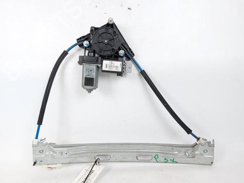 Rudehejsemotor bagstkærm venstre FIAT 500L (351_, 352_) 0.9 Natural Power (199LYC1B) (86 hp) 23880699