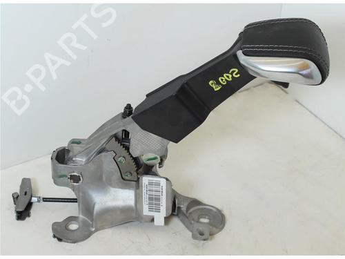 Used Hand brake Hand brake PEUGEOT 2008 I (CU_) 1.2 THP 110 / PureTech 110 (110 hp) 15141798 15141798
