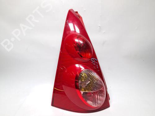 Venstre baglygte PEUGEOT 107 (PM_, PN_) 1.0 (68 hp) 33196694
