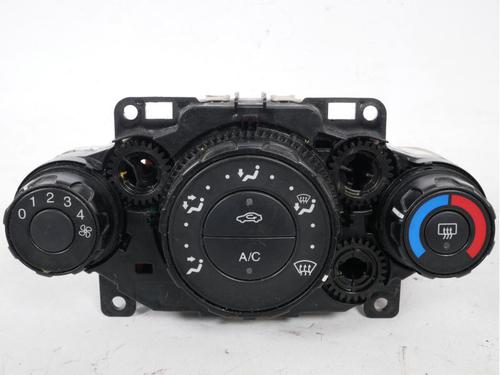 Used Climate control Climate control FORD FIESTA VI (CB1, CCN) 1.6 TDCi (95 hp) 15148268 15148268
