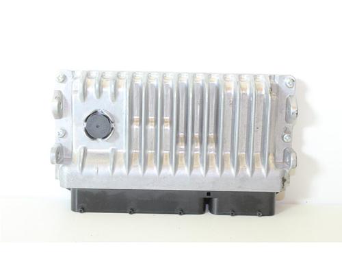 Used Engine control unit (ECU) TOYOTA YARIS (_P13_) 1.5 Hybrid (NHP130_, NHP130) (101 hp) 15143864