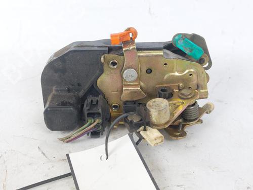 Used Front left lock CHRYSLER VOYAGER IV (RG, RS) 2.5 CRD (141 hp) 15892676