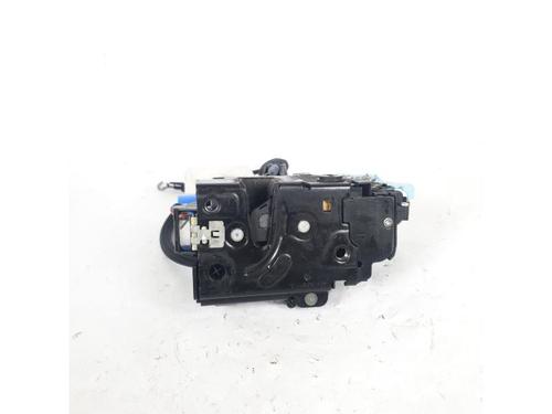 Rear right lock VW TOURAN (1T3) 1.6 TDI | BP15152172C99 