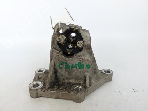 Used Gearbox mount Gearbox mount KIA CEE'D Sportswagon (JD) 1.6 CRDi 110 (110 hp) 15172014 15172014