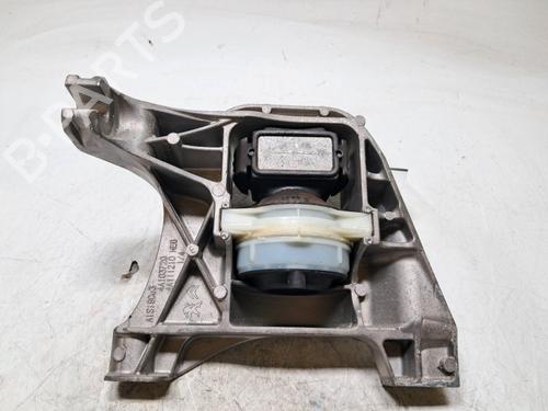Used Engine mount Engine mount 36218080 36218080